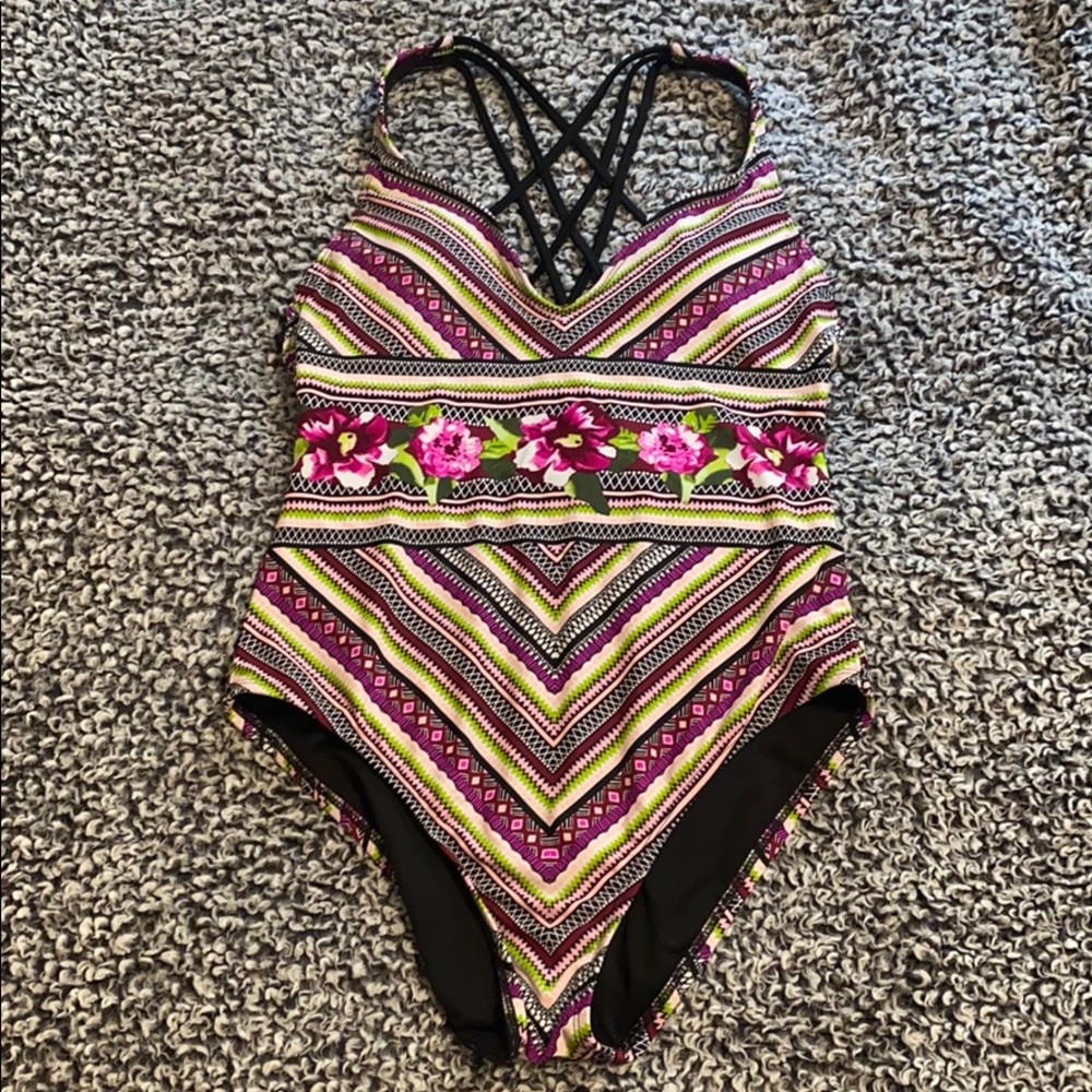 Mossimo floral one piece bathing suit